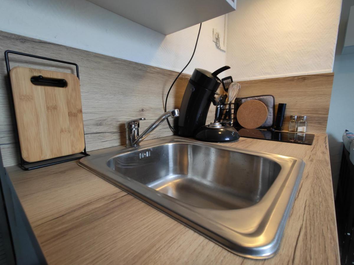 Studio "Sous Les Toits", Proche Hyper Centre Et Commerces ! Valenciennes Zewnętrze zdjęcie